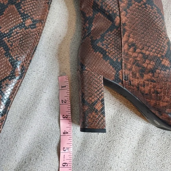 INC Paiton Block Heel knee-high boots - Picture 8 of 13